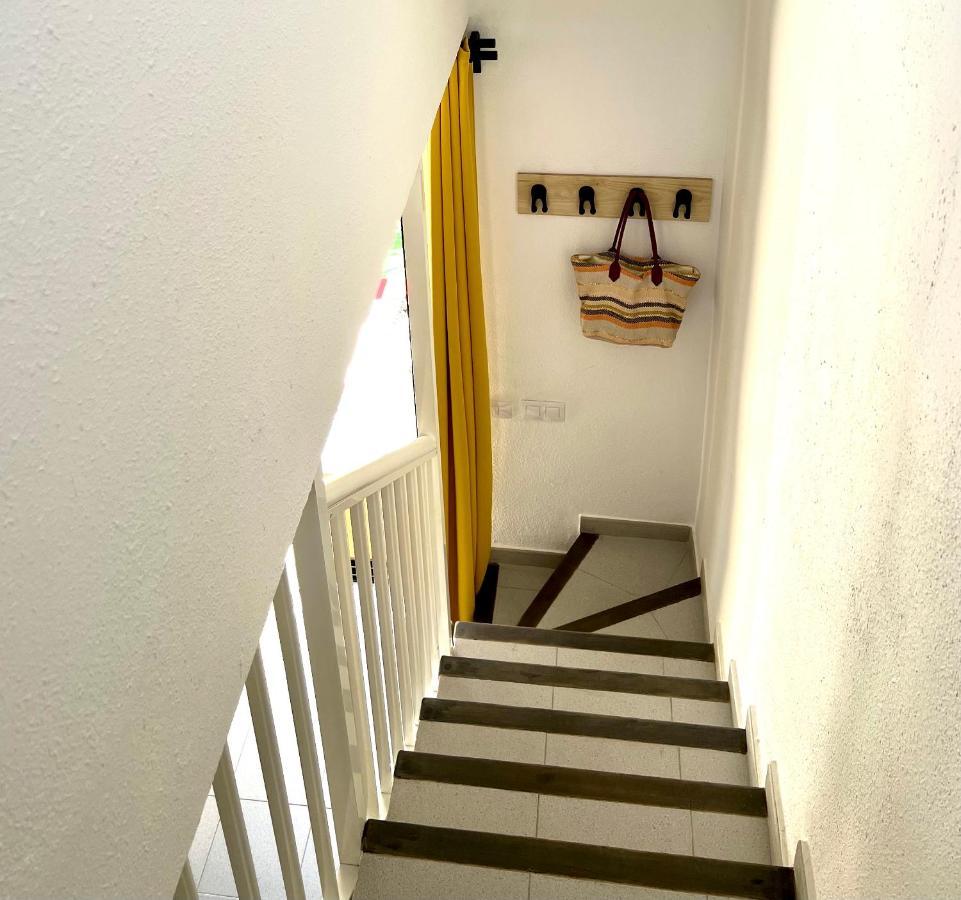Paola Comfort Apartment コスタ・カルマ エクステリア 写真